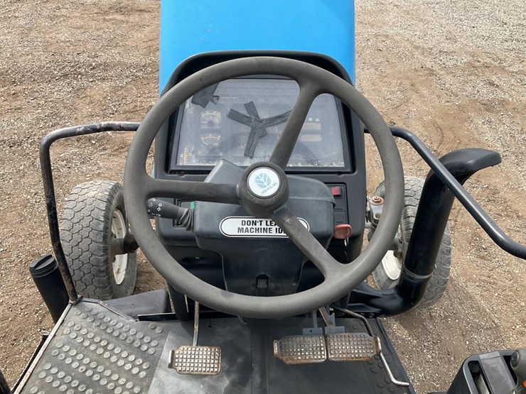 new-holland-ts100-image-71