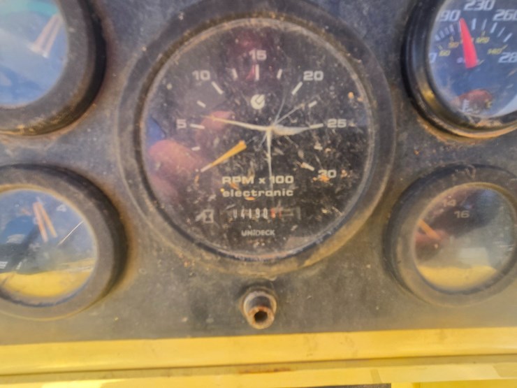 new-holland-dc80-image-36