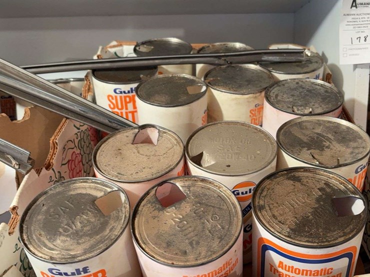 contents-of-shelf-image-2