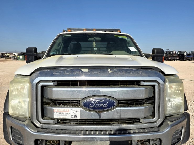2013-ford-f550-image-2