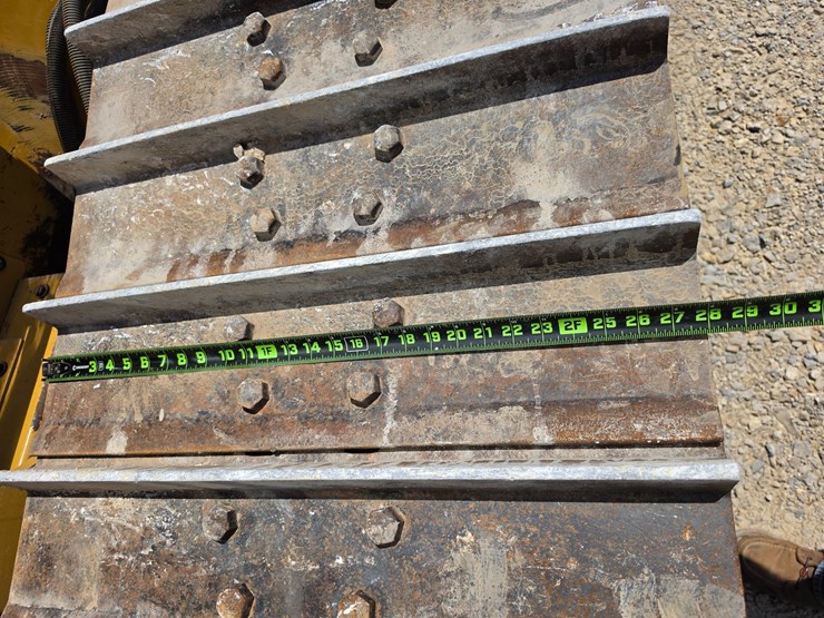 2016-caterpillar-d6k2-lgp-image-59