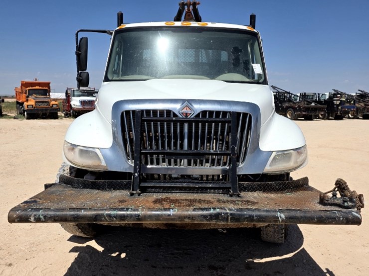 2015-international-durastar-4300-image-2
