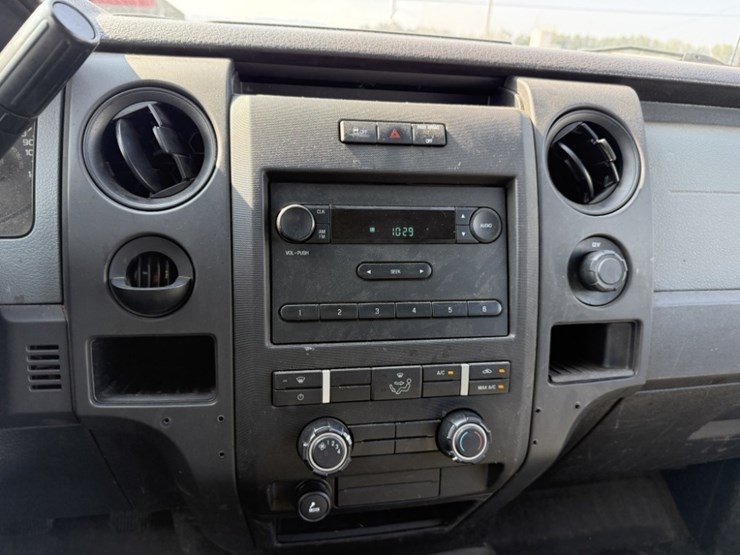 2012-ford-f150-image-26