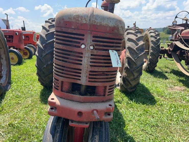 1954-farmall-super-h-image-10