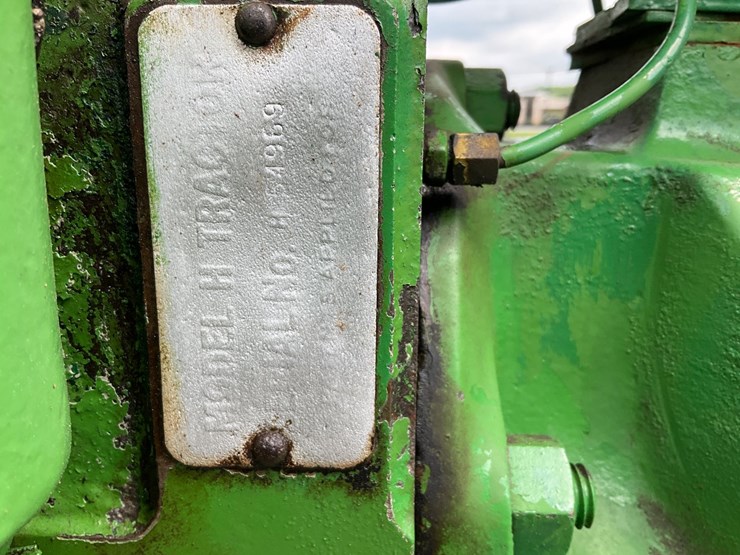 1946-john-deere-h-image-13