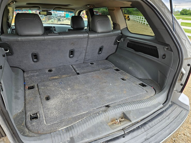 #60-•-2007-jeep-sport-utility-sedan-image-55