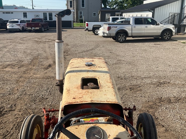 #6068-•-1958-case-211-b-tractor-image-24