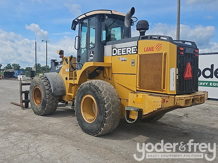 2014-deere-624k-image-4