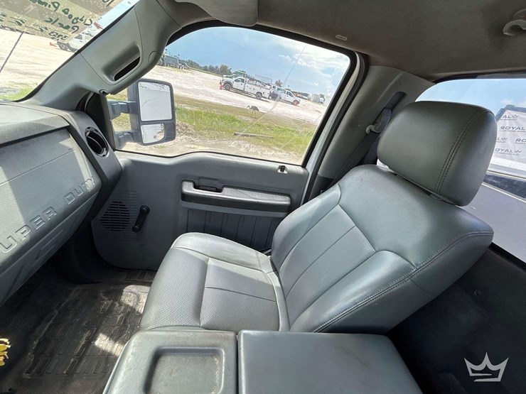 2011-ford-f350-image-23