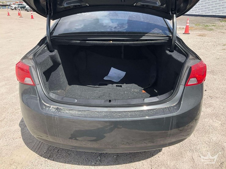 2018-chevrolet-impala-sedan-image-22