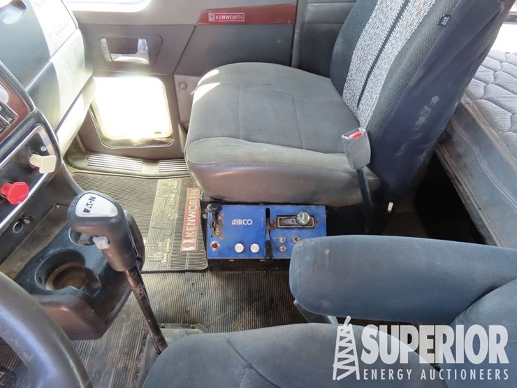 2006-kenworth-t800b-image-8
