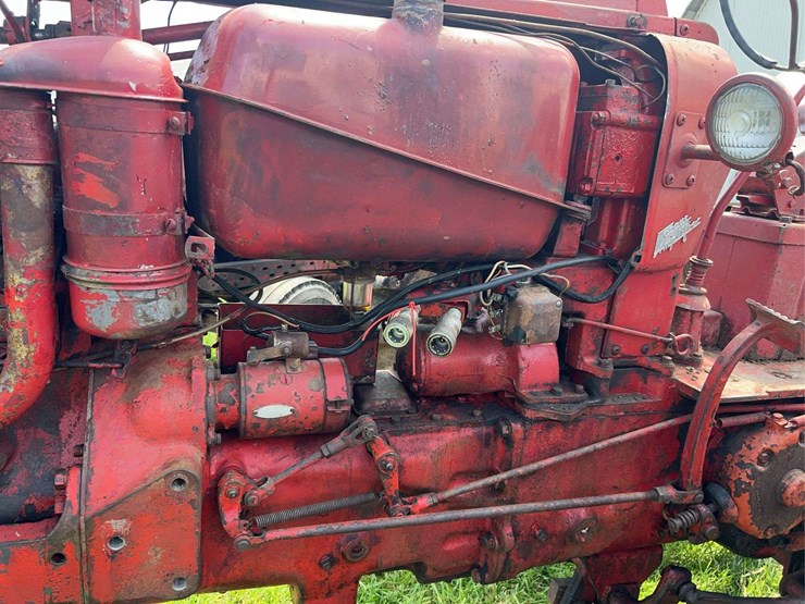1955-farmall-300-image-9