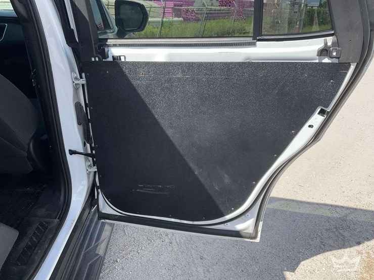 2021-chevrolet-tahoe-image-27