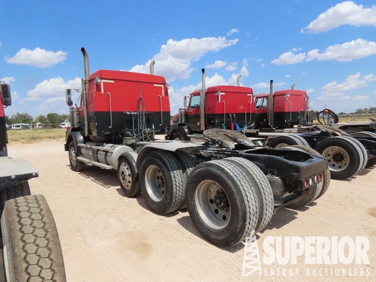 2013-western-star-4900-image-4