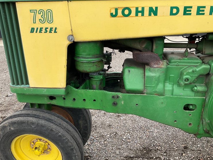 1961-john-deere-730-image-21