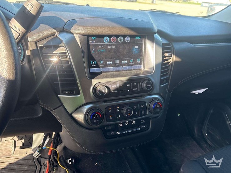 2020-chevrolet-tahoe-image-16