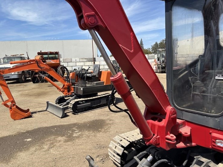 yanmar-yb35-image-17