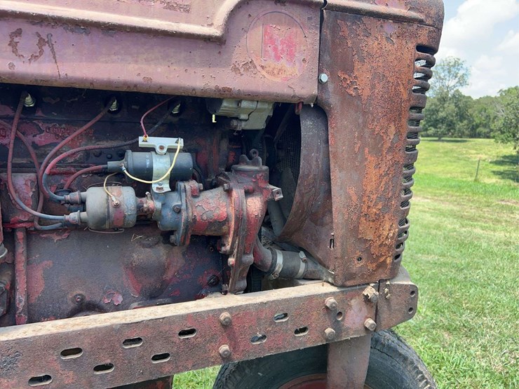 1943-farmall-m-image-23