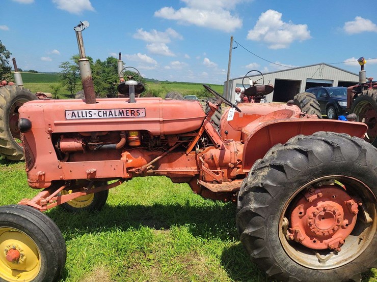 1957-allis-chalmers-d14-image-2