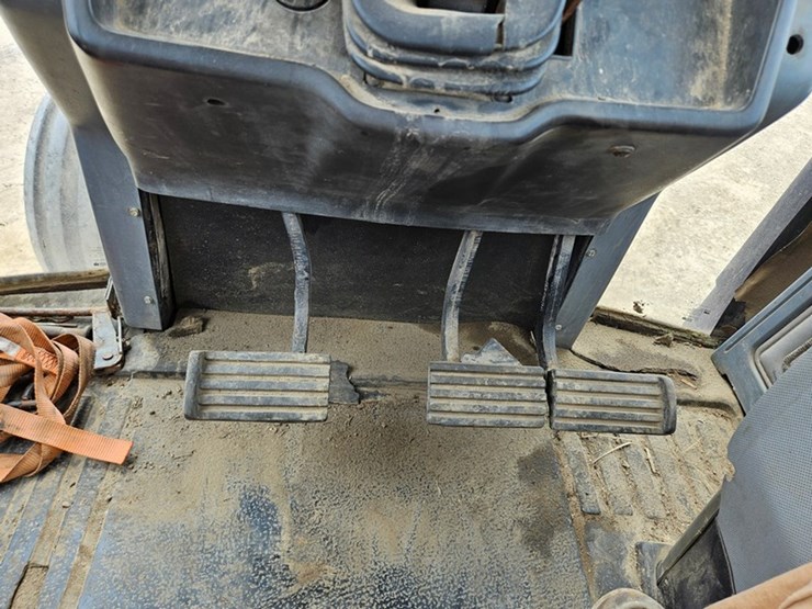 case-ih-7140-image-19
