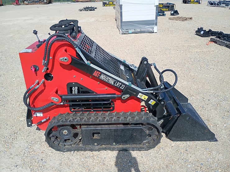 #26109-•-2025-agt-lrt23-mini-skid-steer-image-1