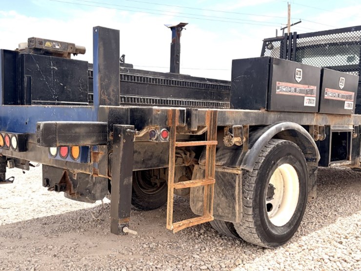 2010-international-durastar-4300-image-5