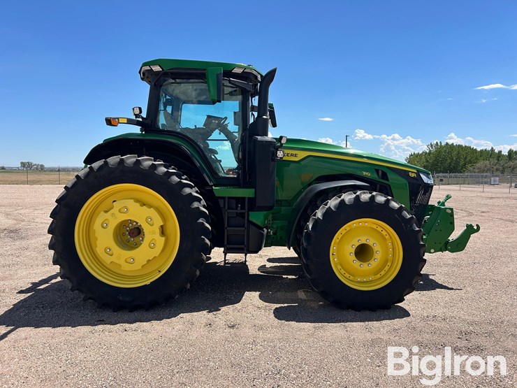 2024-john-deere-8r-310-image-4