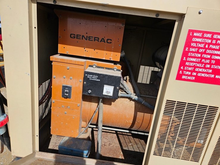 #116-•-generac-towable-diesel-generator-image-11