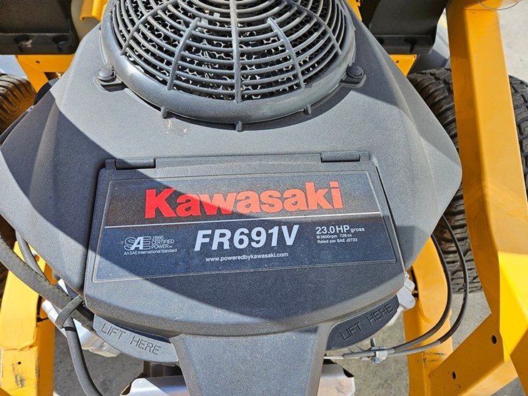 #651-•-cub-cadet-zt1-zero-turn-mower-image-20