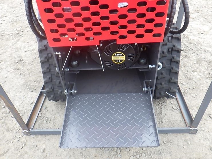 2026-agt-ysrt14-skid-steer-tracked-loader-image-8