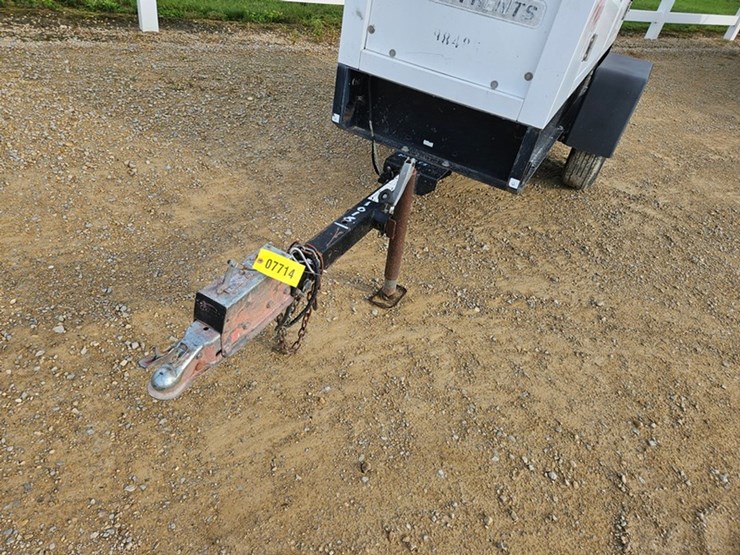 #70-•-magnum-towable-generator-image-9