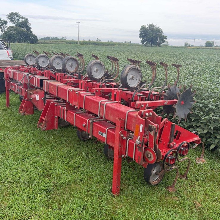 CASE IH 183