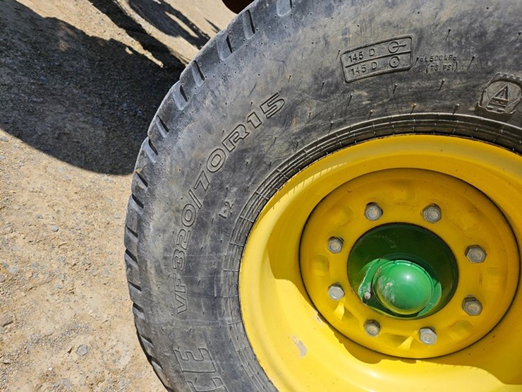 john-deere-2623vt-image-64
