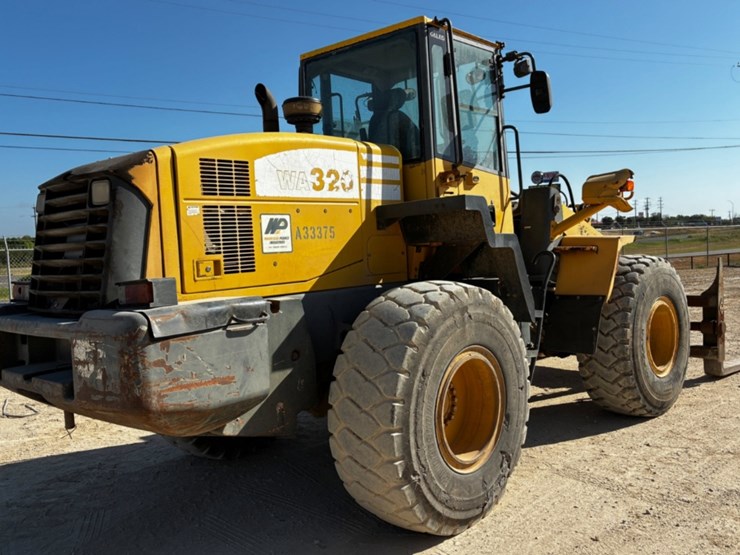 2005-komatsu-wa320-image-4