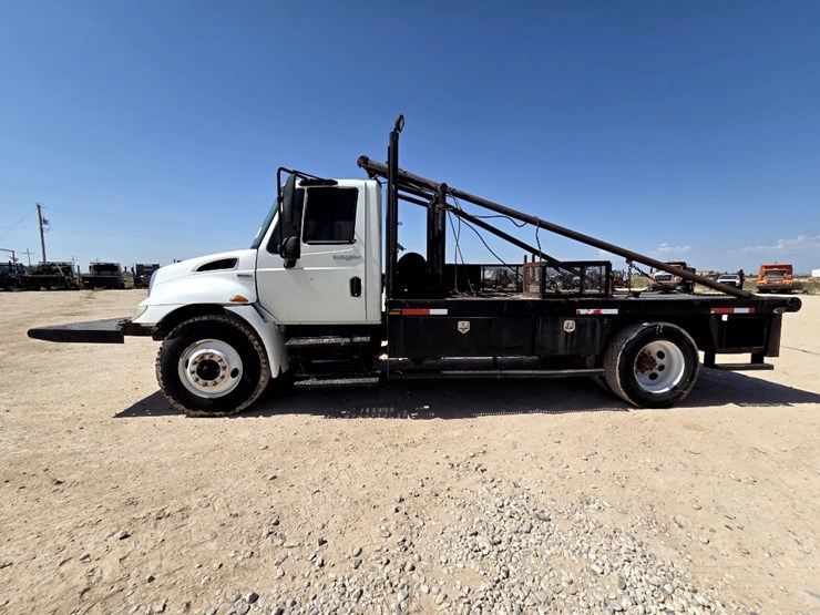 2012-international-durastar-4300-image-9