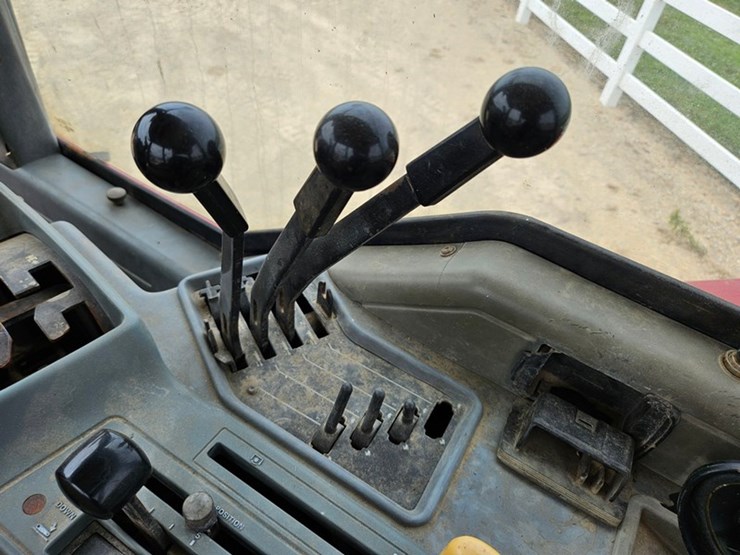 case-ih-7140-image-25