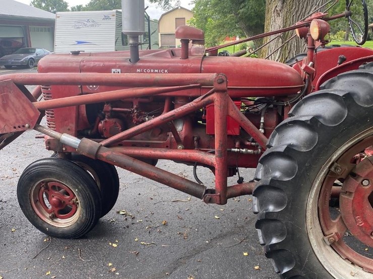 #6067-•-1948-farmall-h-tractor-image-5