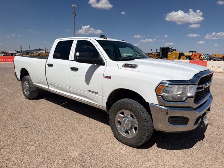 2019-dodge-ram-2500-image-3