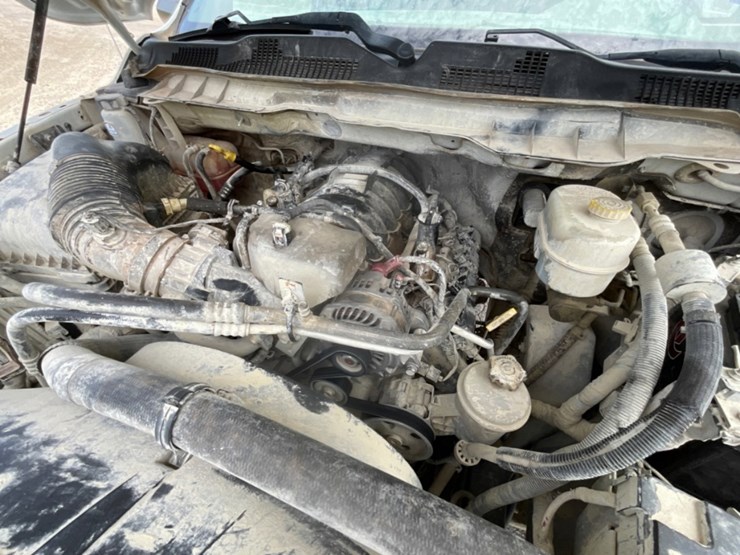 2018-dodge-3500-image-10