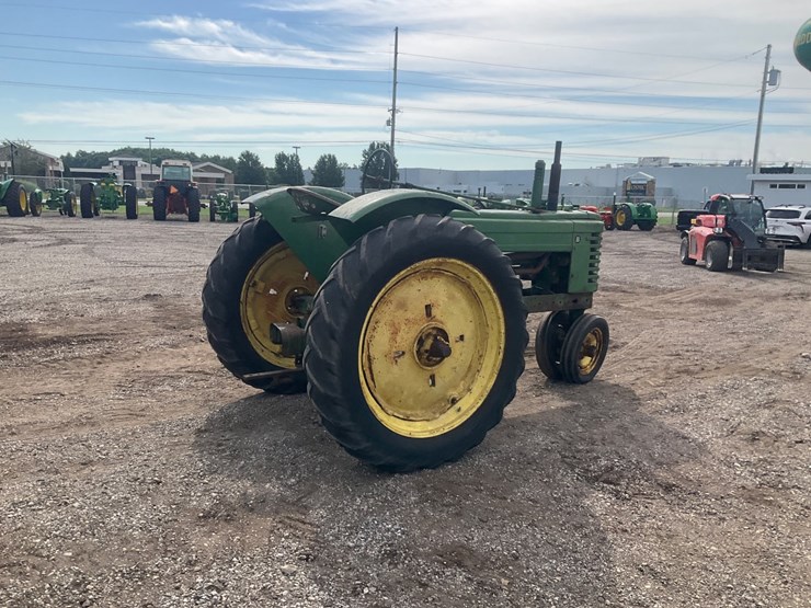 1943-john-deere-model-b-image-5