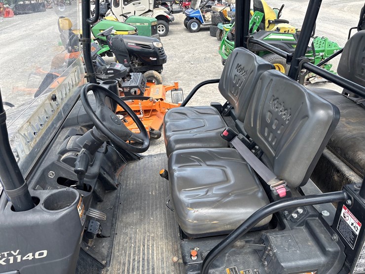 2019-kubota-rtvx1140-image-6