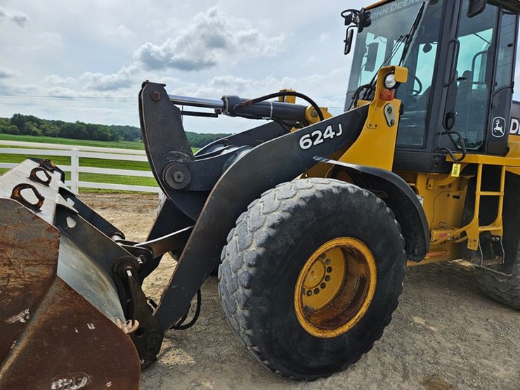 deere-624j-image-12