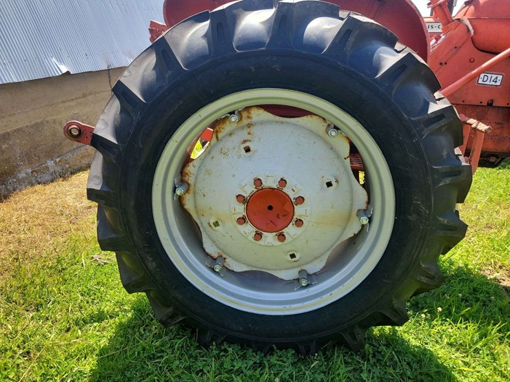 1957-allis-chalmers-d14-image-13