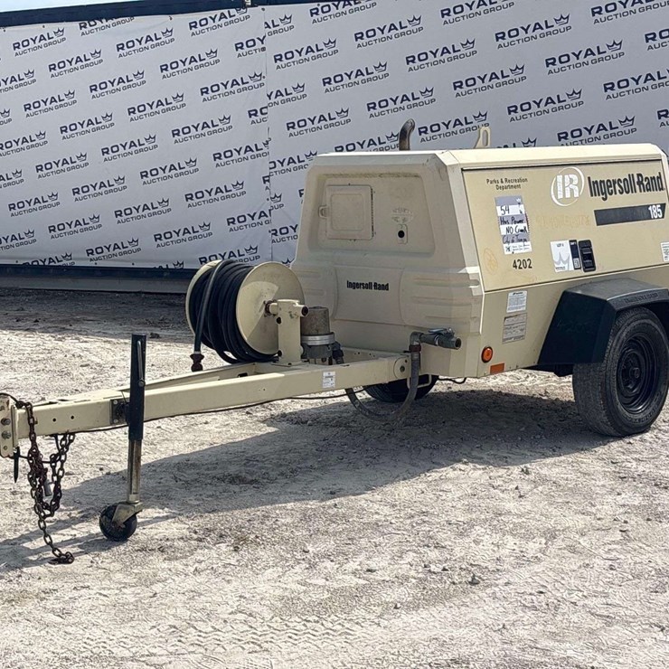2004 INGERSOLL-RAND P185WJD