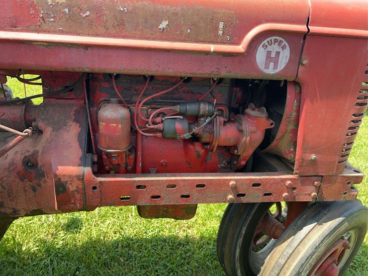 1952-farmall-super-h-image-14
