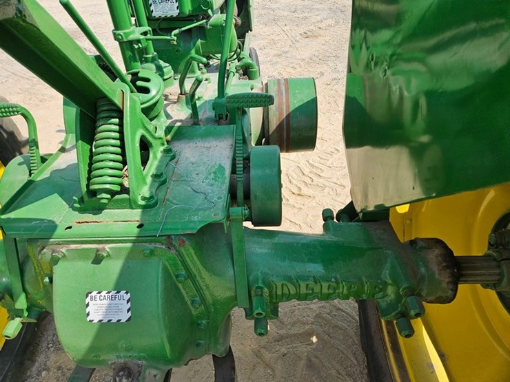john-deere-b-image-20