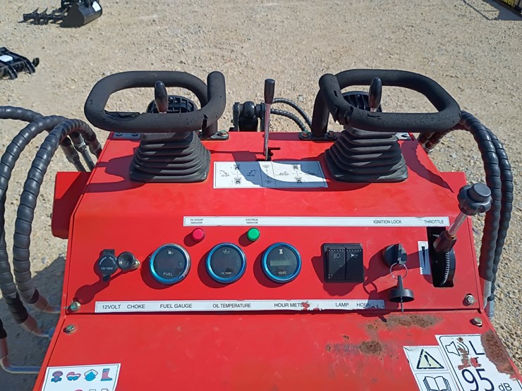 #26109-•-2025-agt-lrt23-mini-skid-steer-image-5