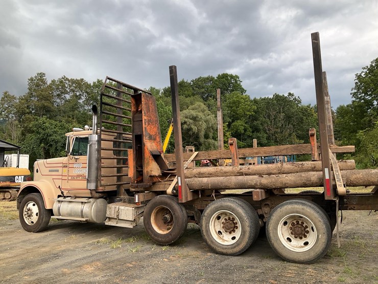 #142-•-1985-international-log-truck-image-3