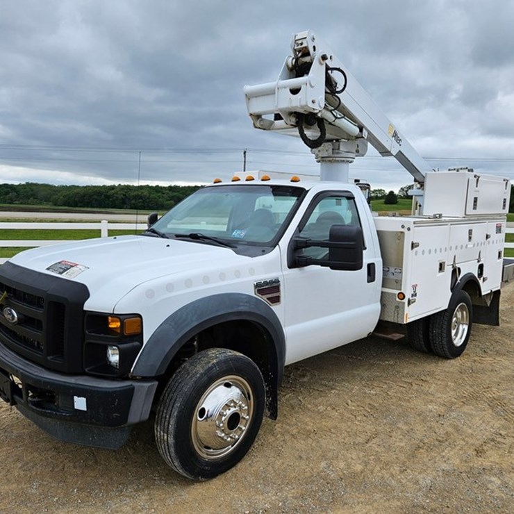 2008 FORD F550