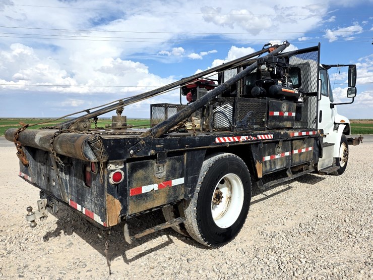 2017-international-durastar-4300-image-5